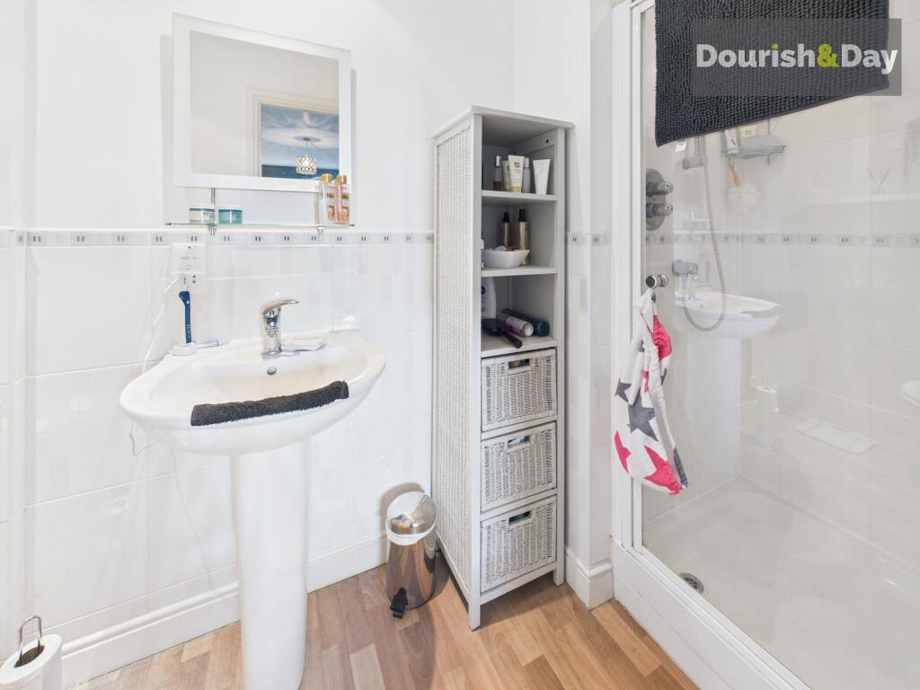 Bedroom 2 En-Suite