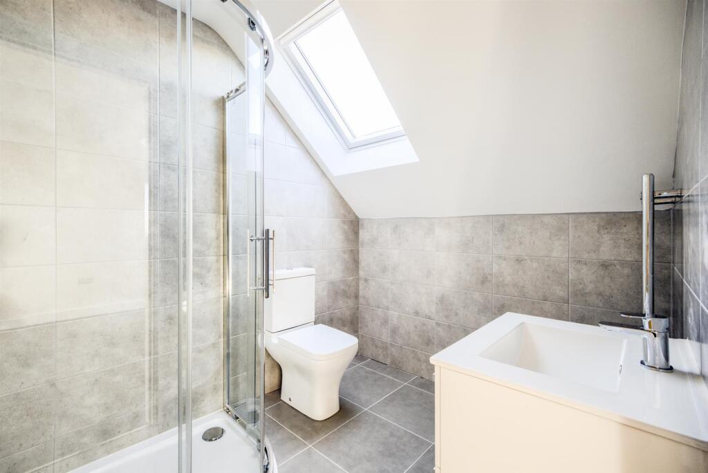 Ensuite Shower Room