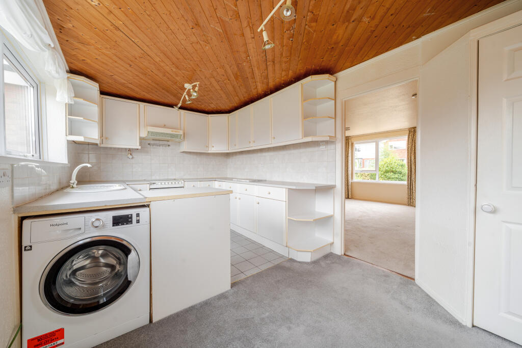 Kitchen / Breakfast Room