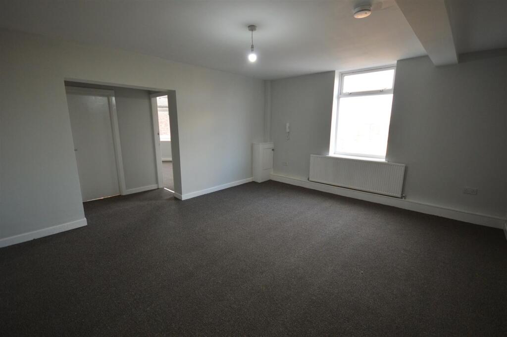 Living Room.JPG