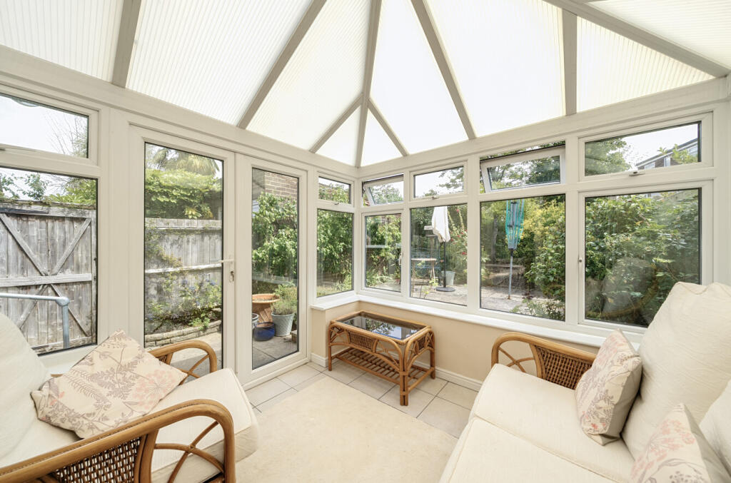 1320586-10-6876a7...