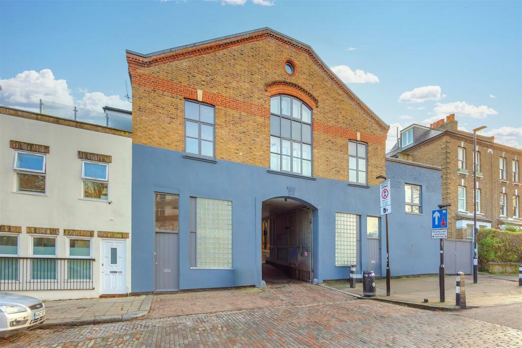 Exterior.jpg