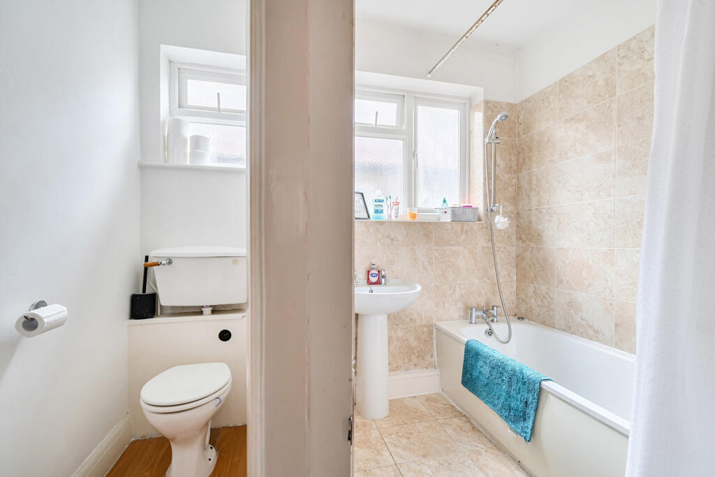 1336592-8-689dbc4...