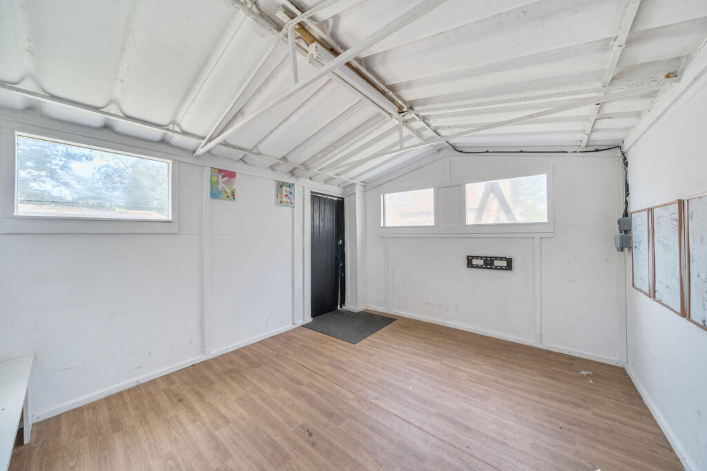 1326304-8-687a290...