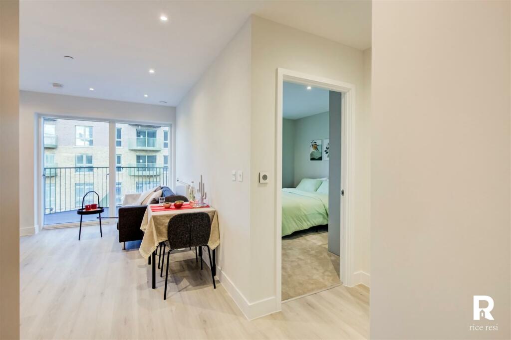 Kitchen/Living/Dining
