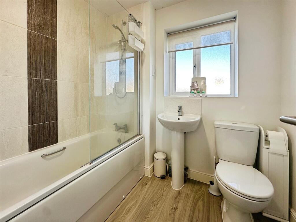 40990ef7--40F3-89B1-9F21F0284053-31504-000023881CA