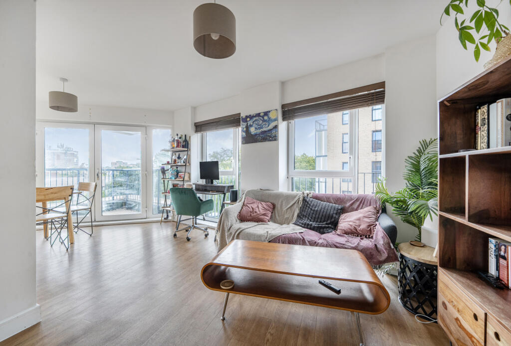 1340493-7-68a2ef1...