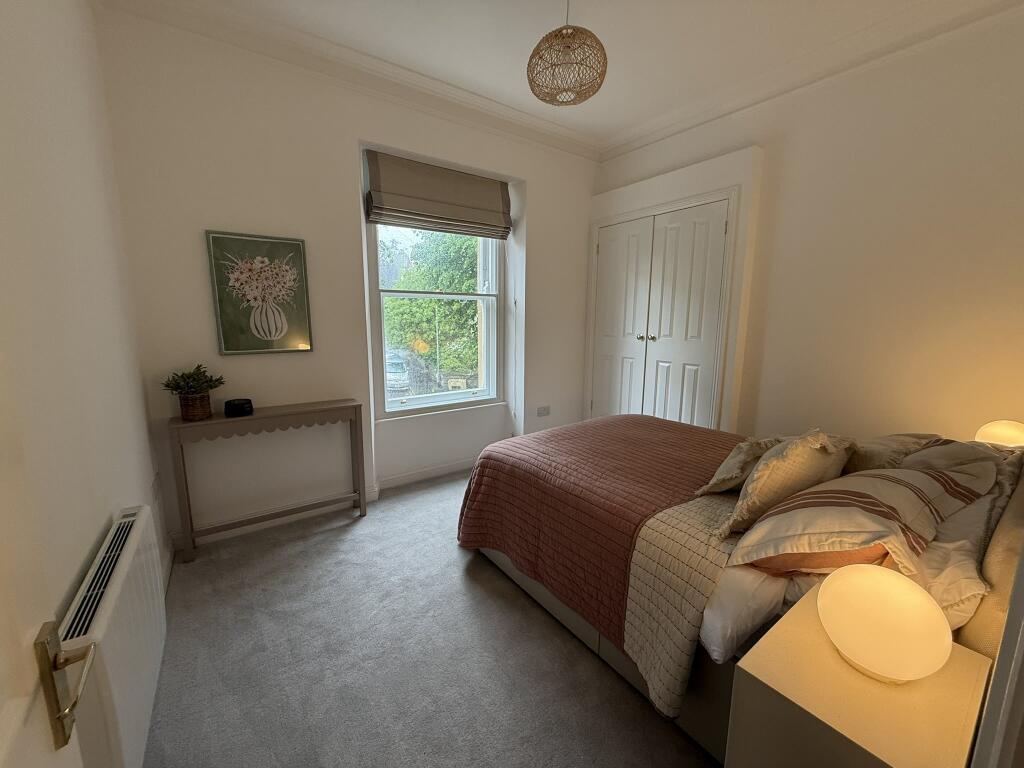 FLAT 3 BEDROOM