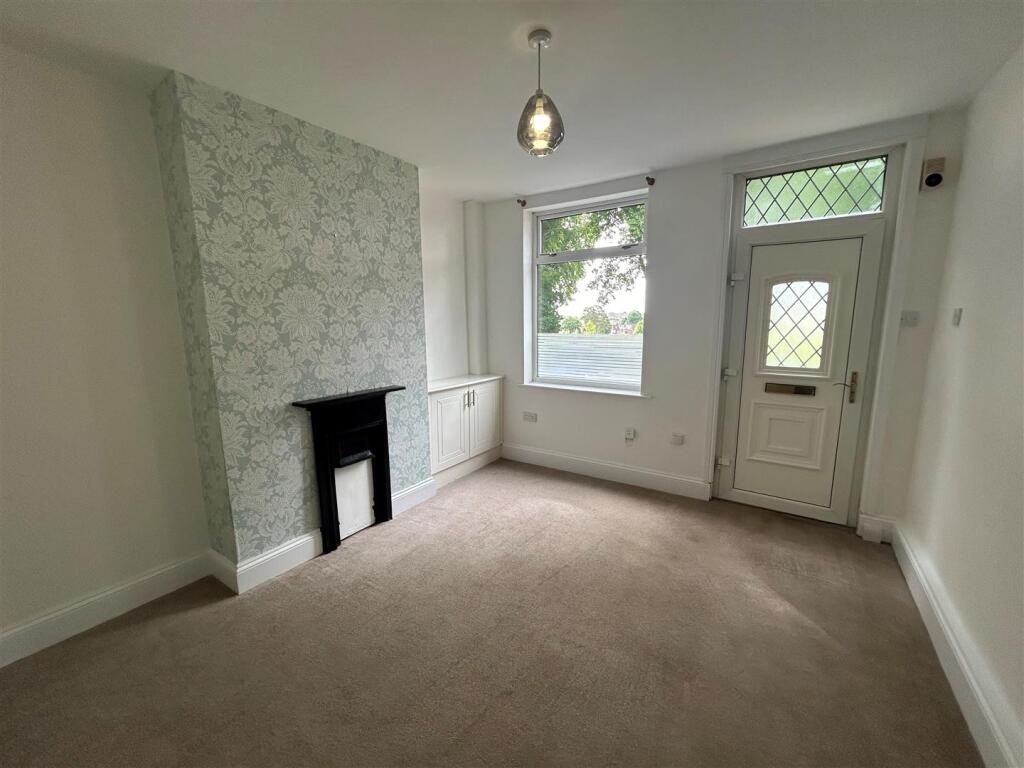 Front Lounge