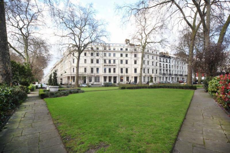 Sussex Gardens