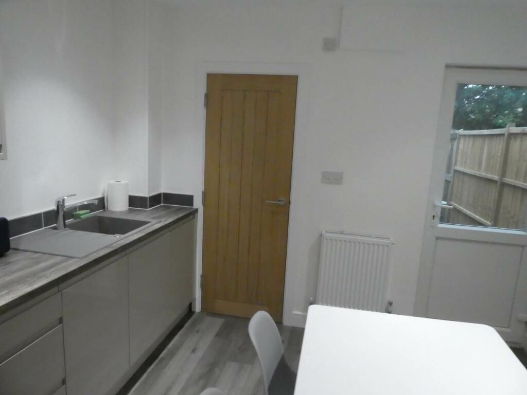 Kitchen diner (5)