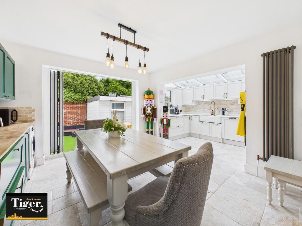 CAM03440G0-PR0361...