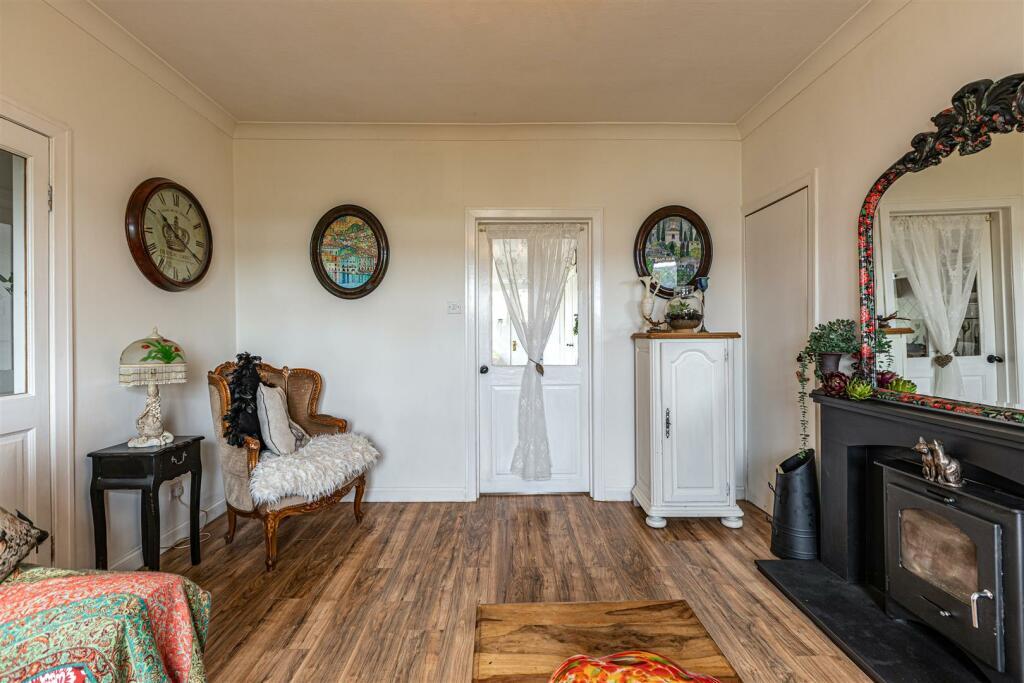 6 Sunny Brae Ancrum 15.JPG