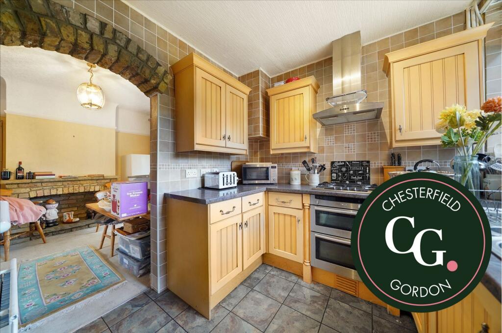 Hillbury Road, Warlingham, CR6