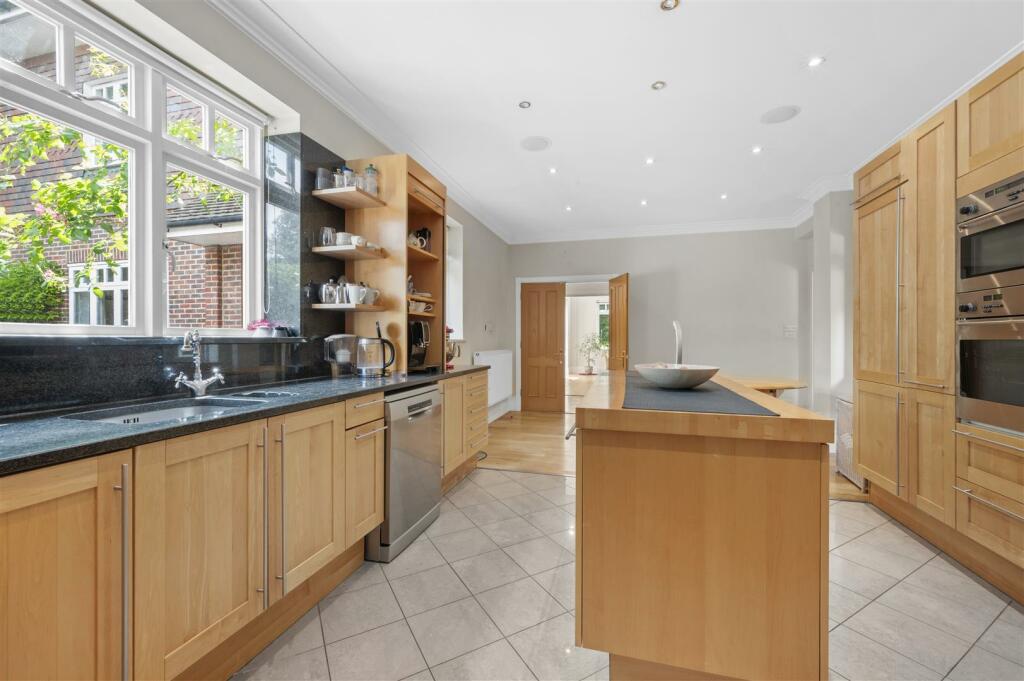 29 Bathgate Road,17.jpg