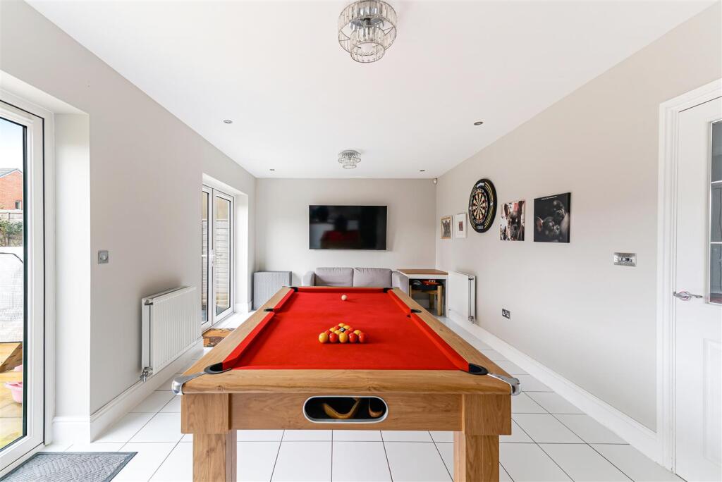 Kitchen/Dining/Family