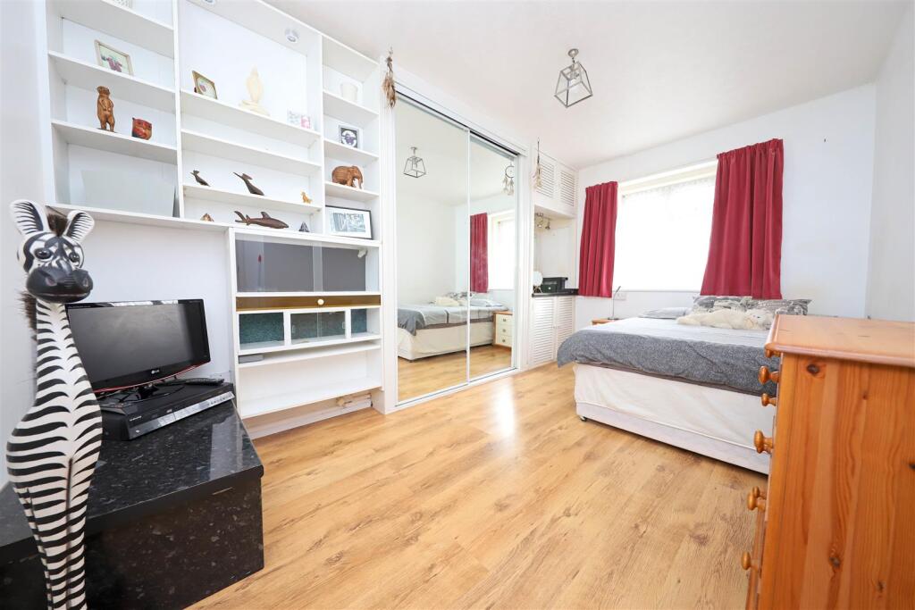 nicholas james bed 2.jpg