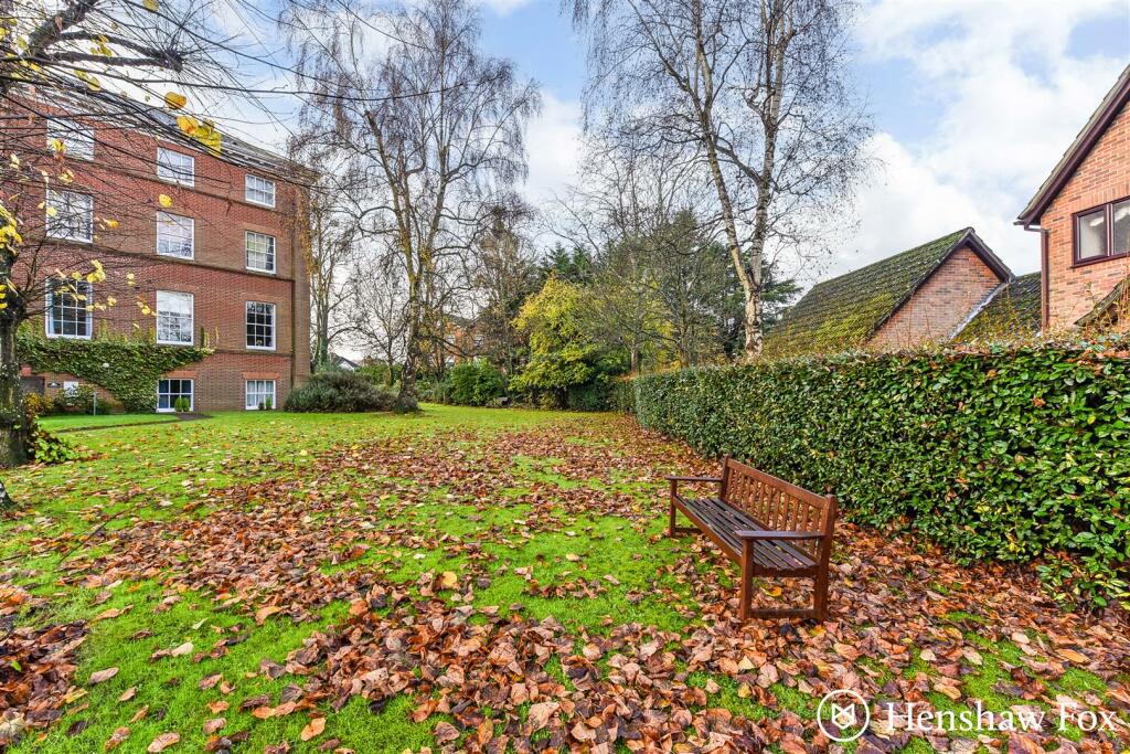 Ph5_5583149 - Copy.jpg