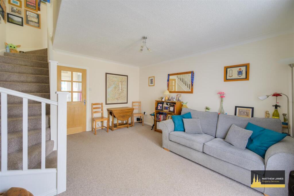 Lounge Dining Room