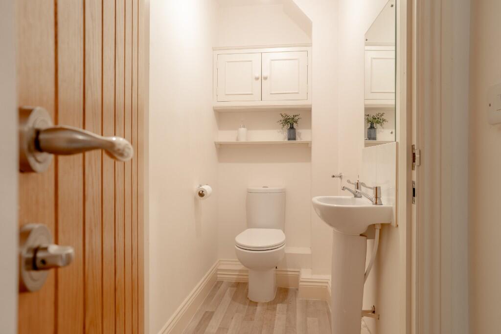 1st floor loo