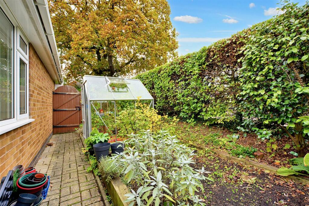 Garden_1.jpeg