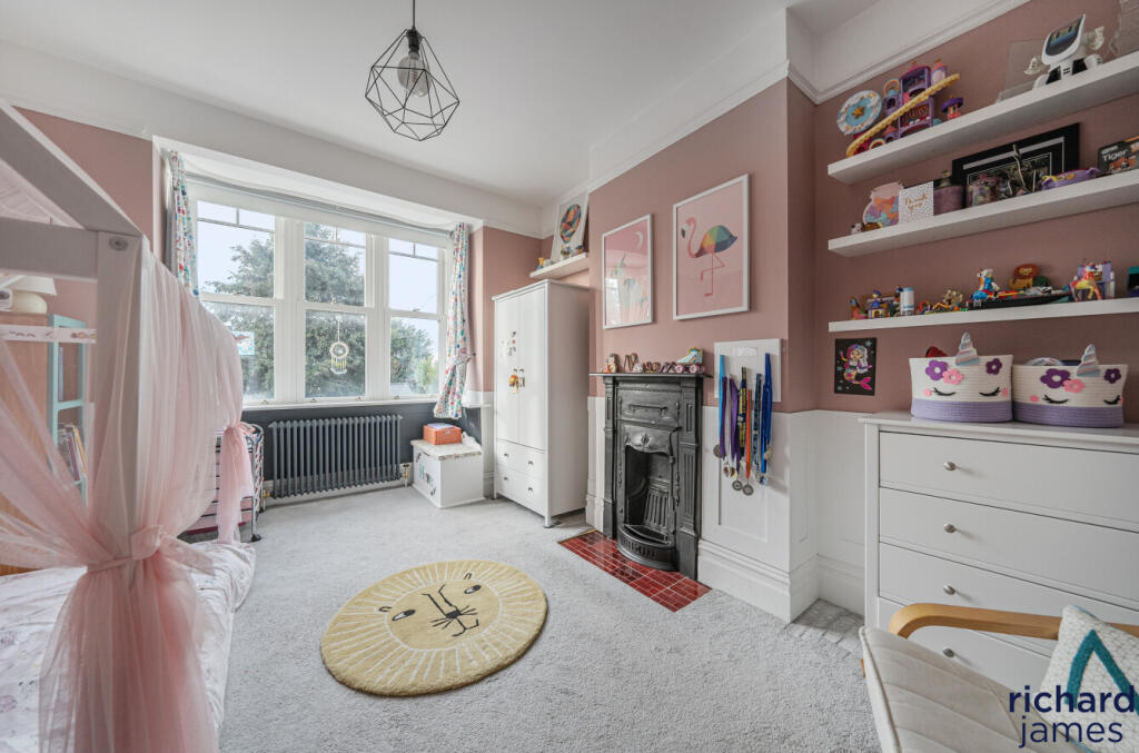 00cf3a690c18412e8952dd931fea1949