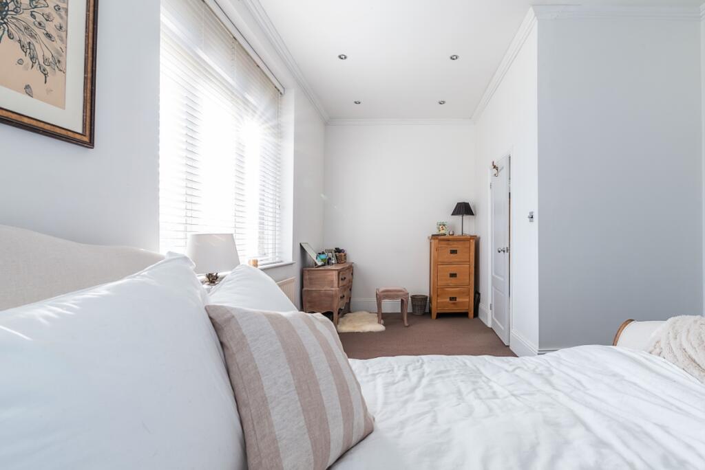 Trinity Cresent-0...