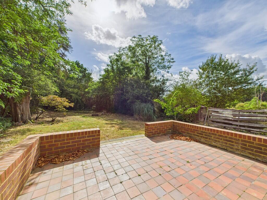 CAM04018G0-PR0325...