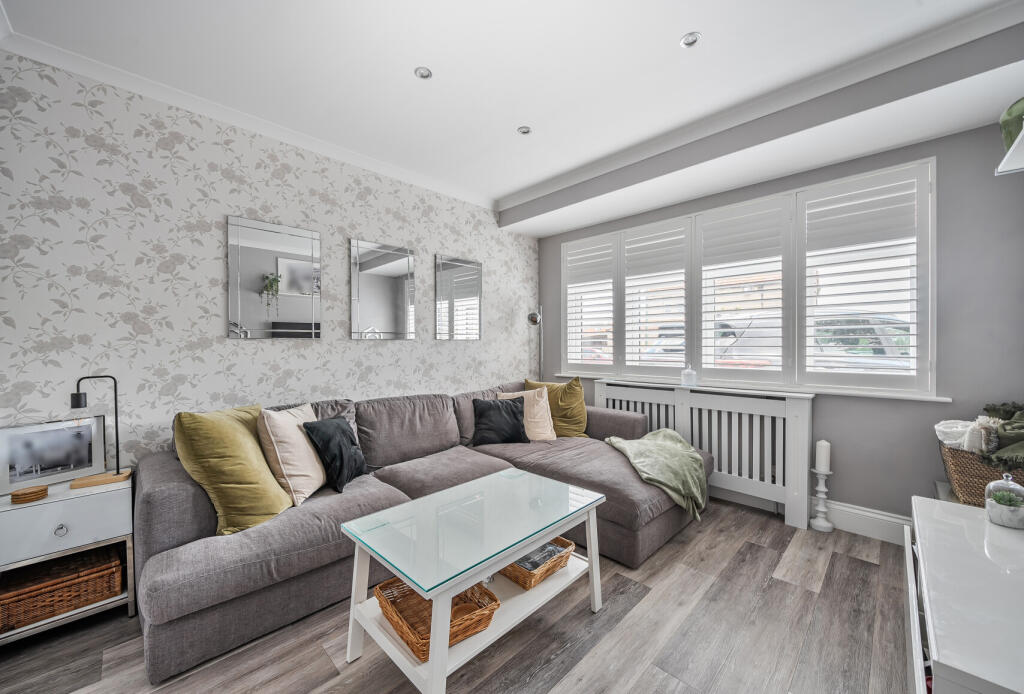 15-681de34053fec-...