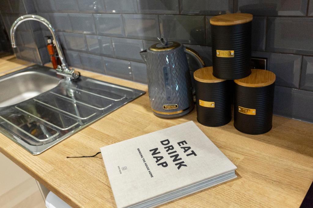 Kitchen shot.jpg