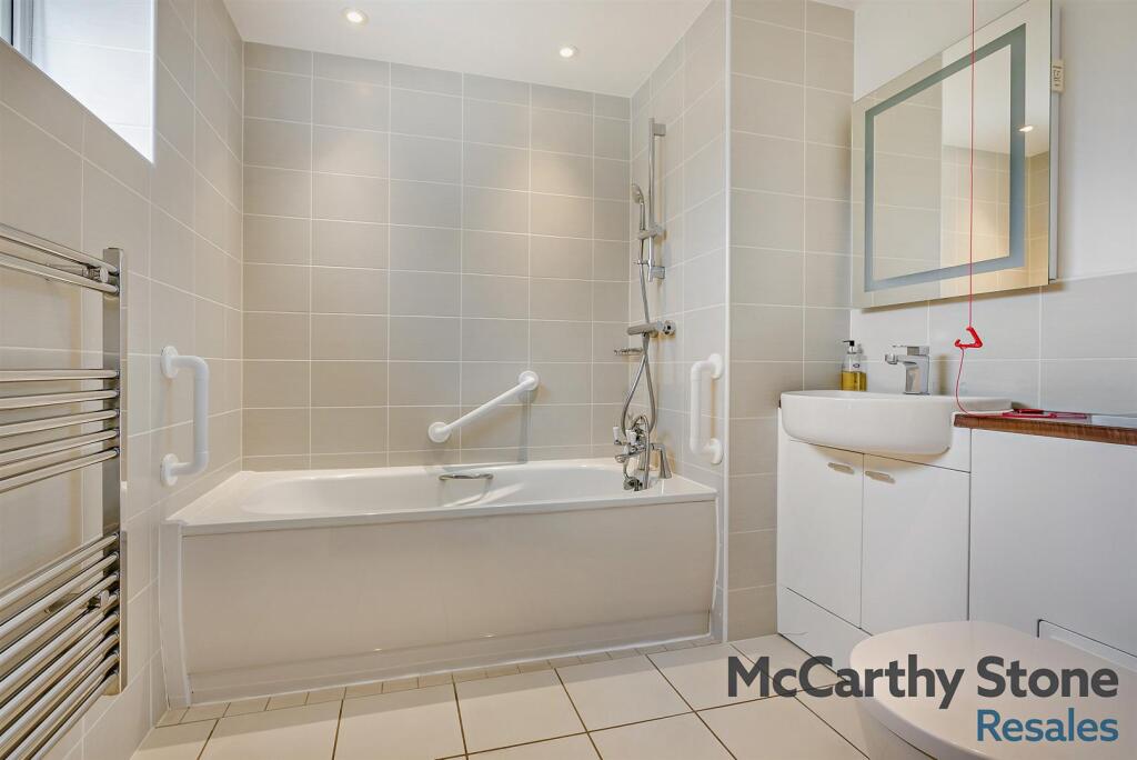 8669184-interior09-800.jpg
