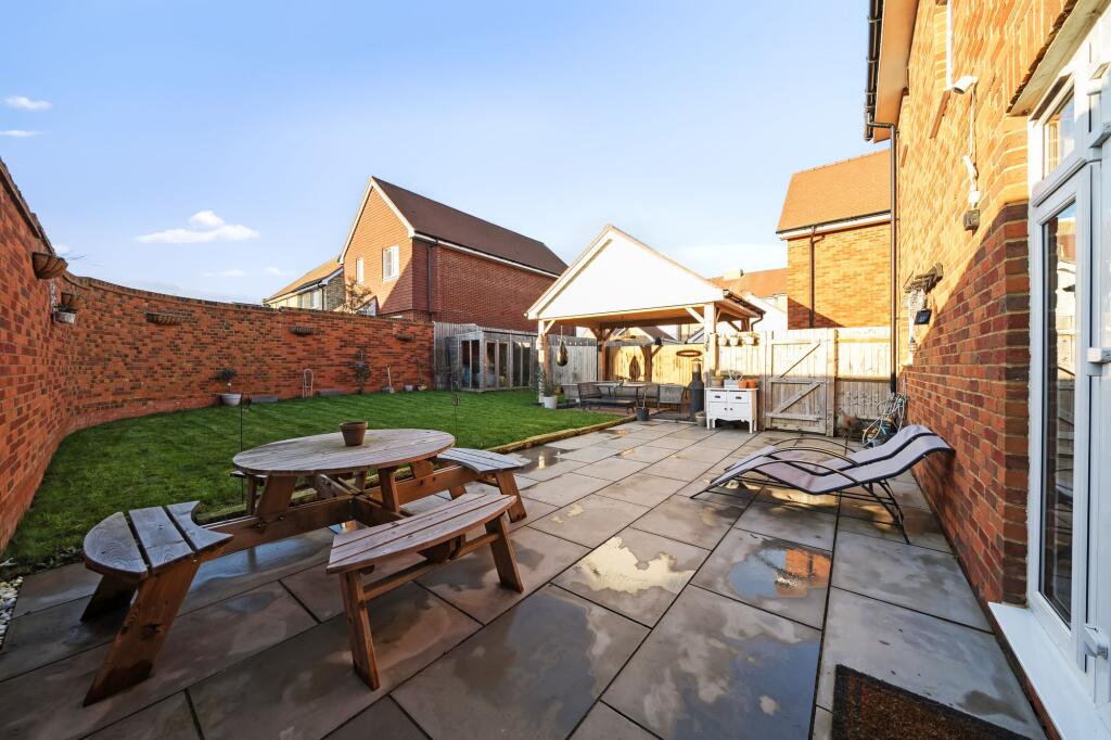 Rear Garden (4)