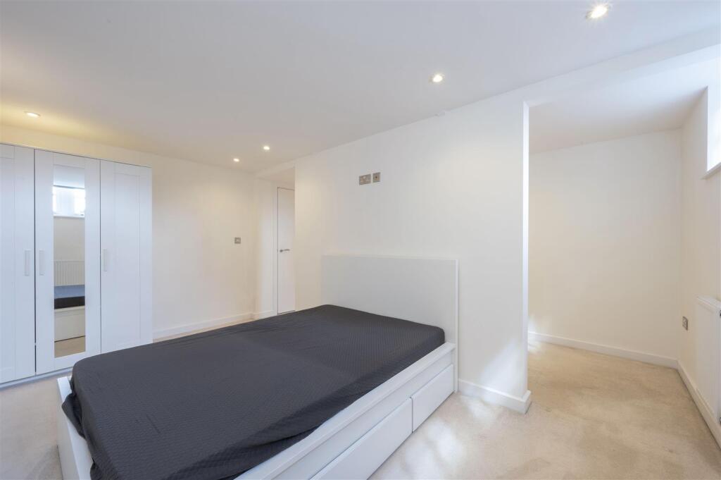 82, Craven Gardens ,16.jpg