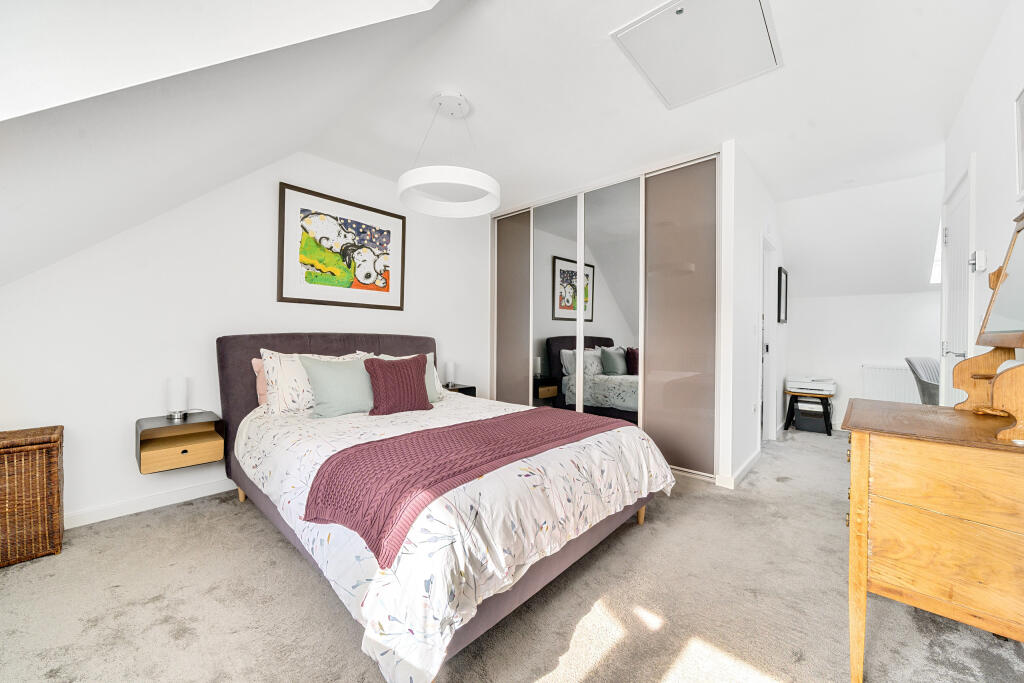 1315970-19-687e109b3a38e