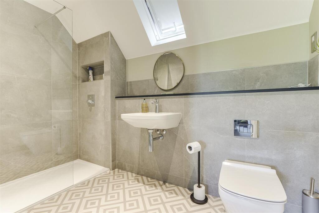 Joyce Frankland Close-8.jpg