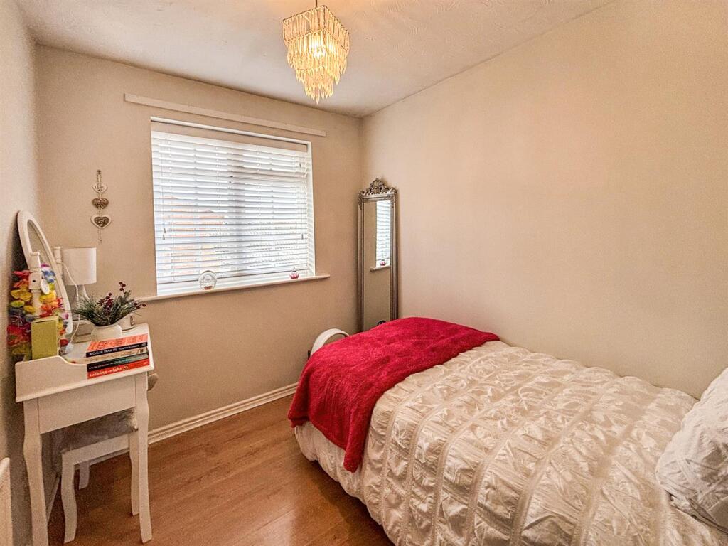 WhatsApp Image 2025-03-25 at 13.00.51_8e2812ca.jpg