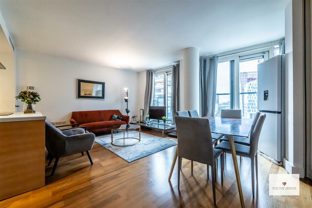 Balmoral Apartments 516-003 HR - HPA.jpg