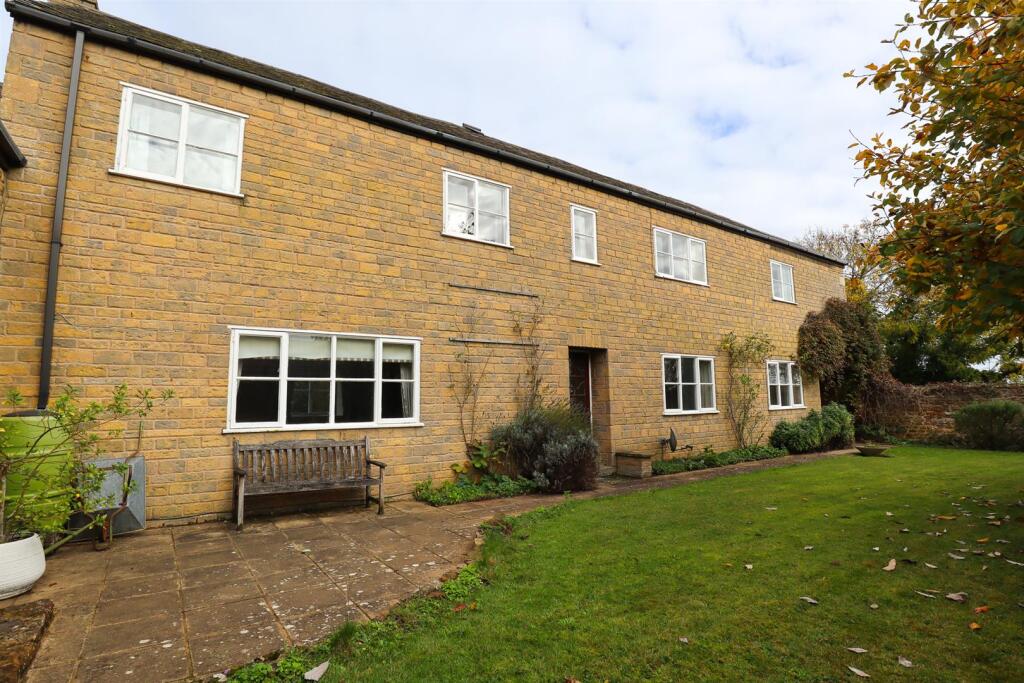 Rear elevation.jpg