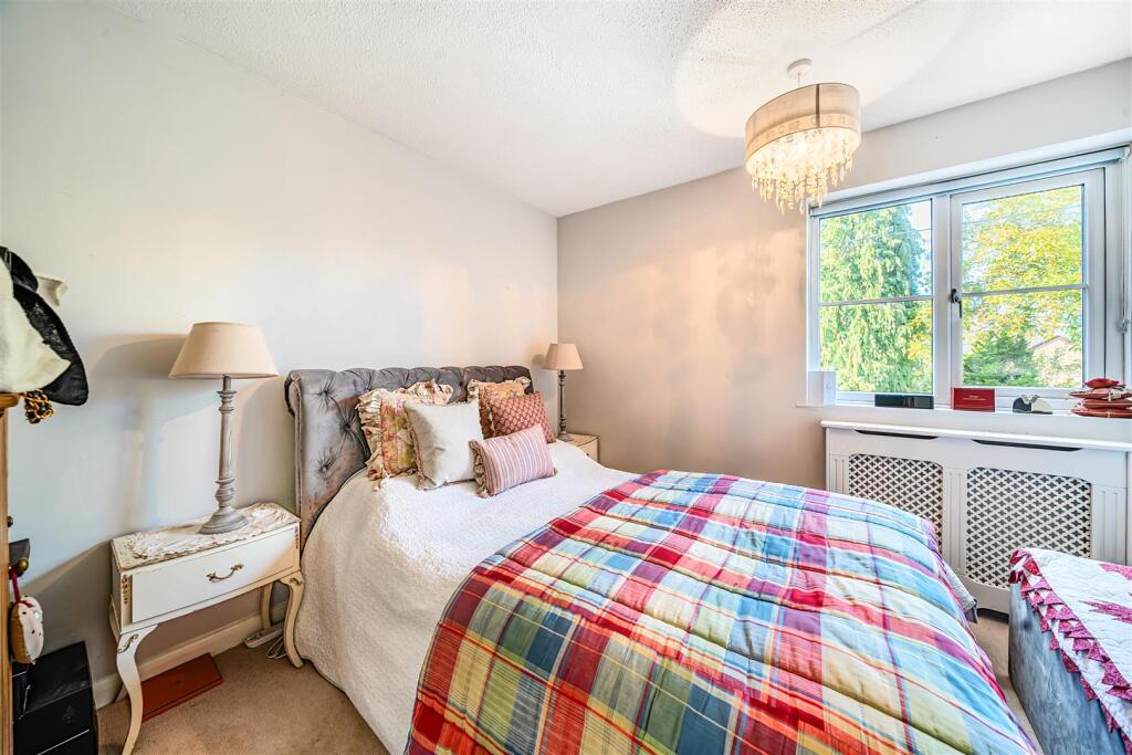 60a Careys Road, Pury End (1).jpg