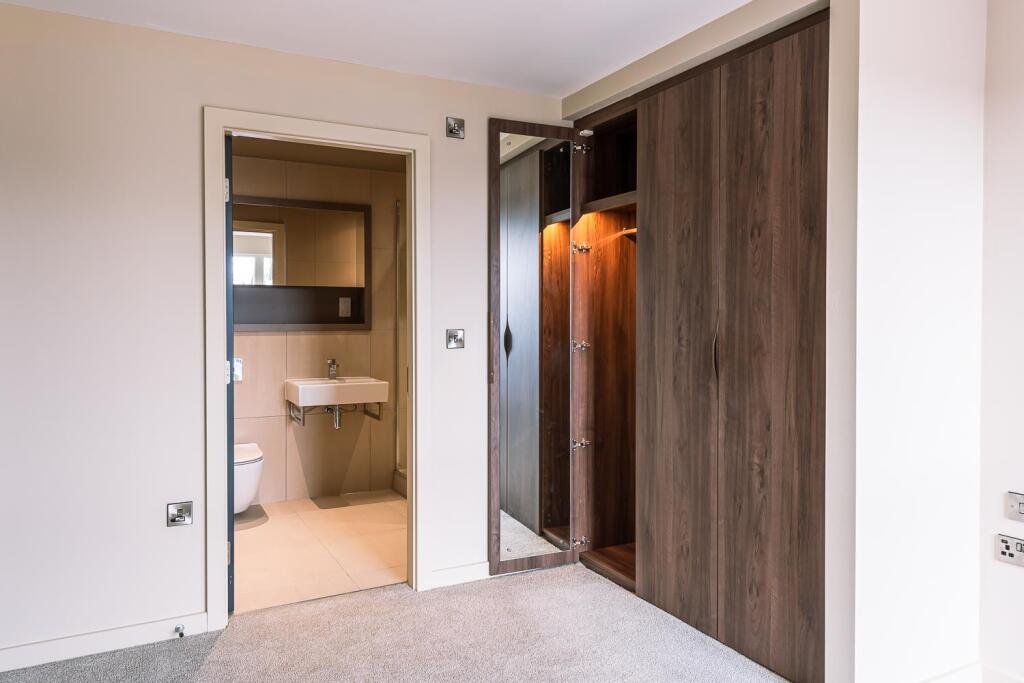 En-Suite Master Bedroom