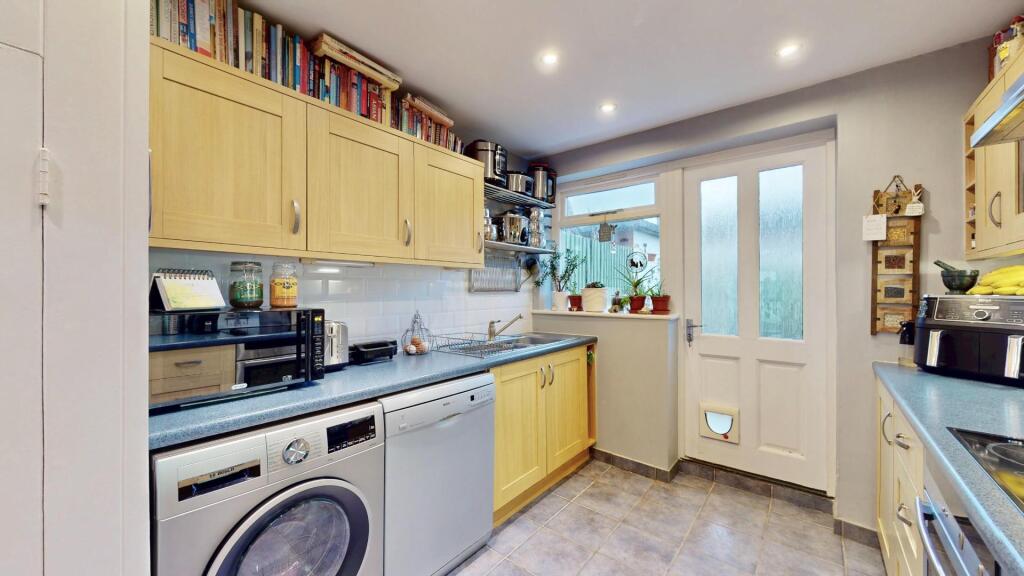 2-Fields-Park-Crescent-02102025_114409 2.jpg