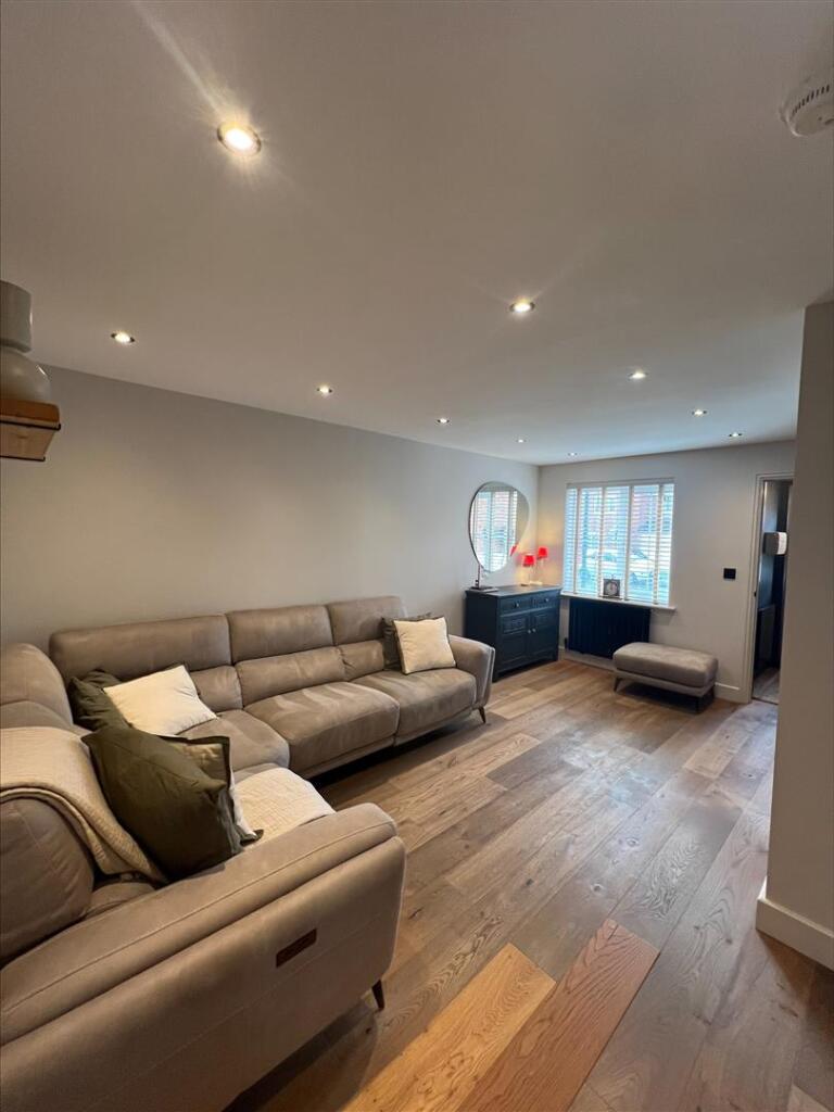 processed-D3B7C888-7C79-4F9F-A545-7A13B24A2870.jpe