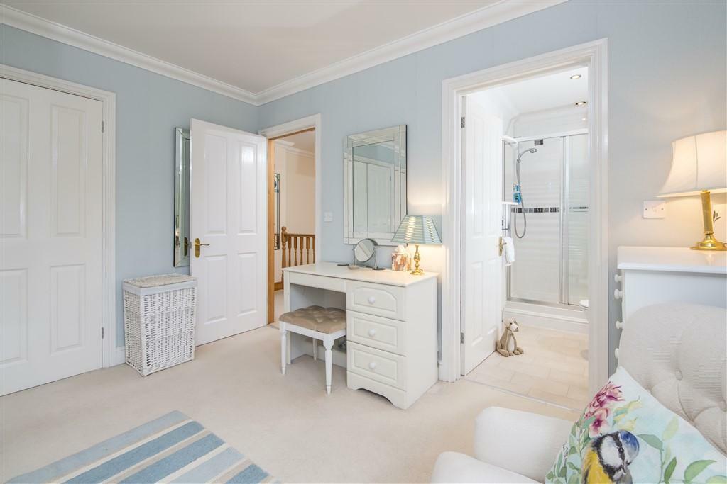 Master Bedroom &amp; En-Suite