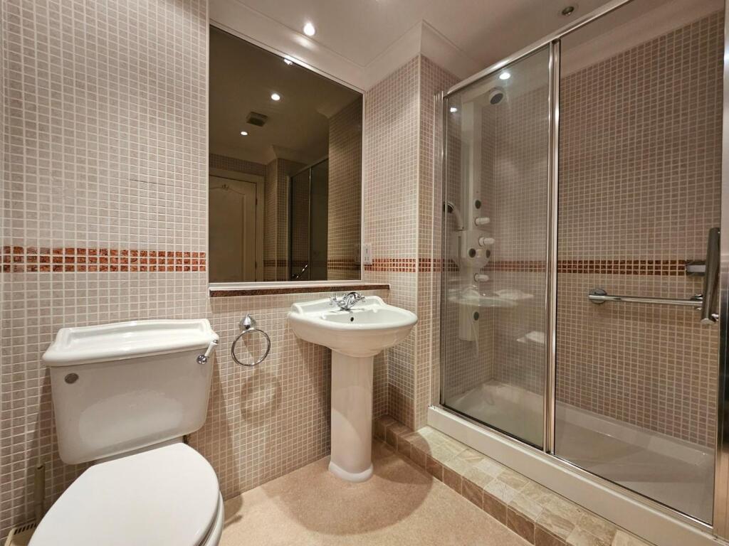 Bedroom 1 En-Suite