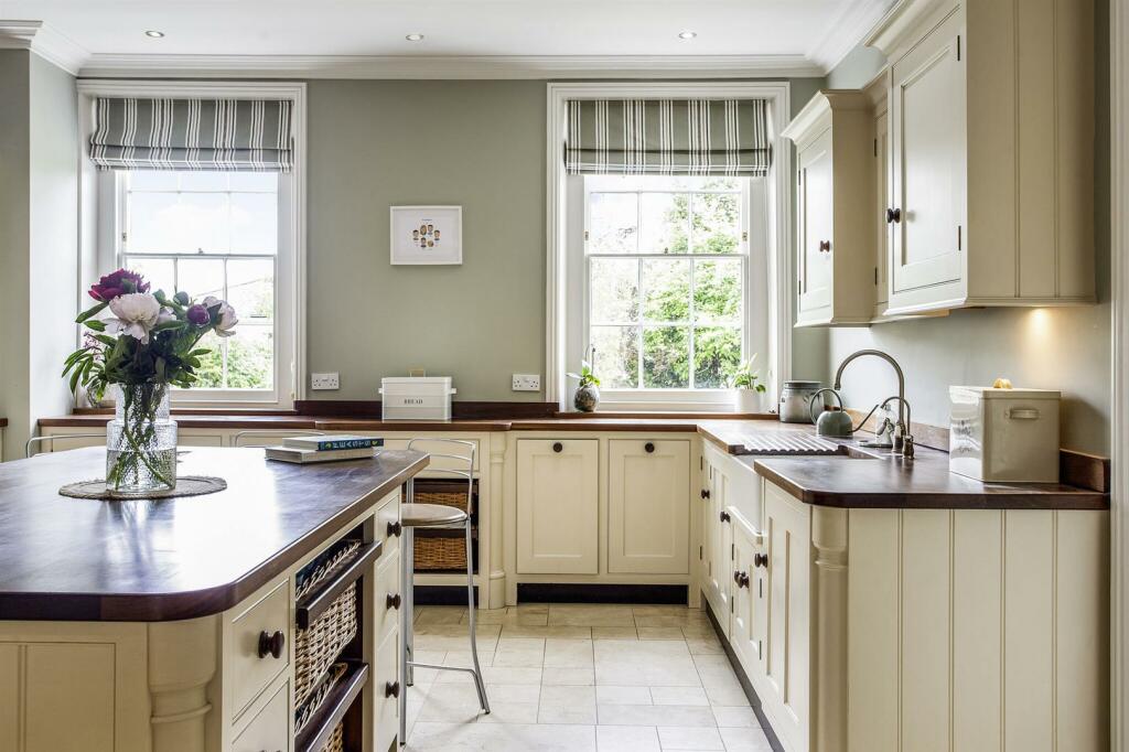 69601_Upton Leigh Overton Road (21)_low.jpg