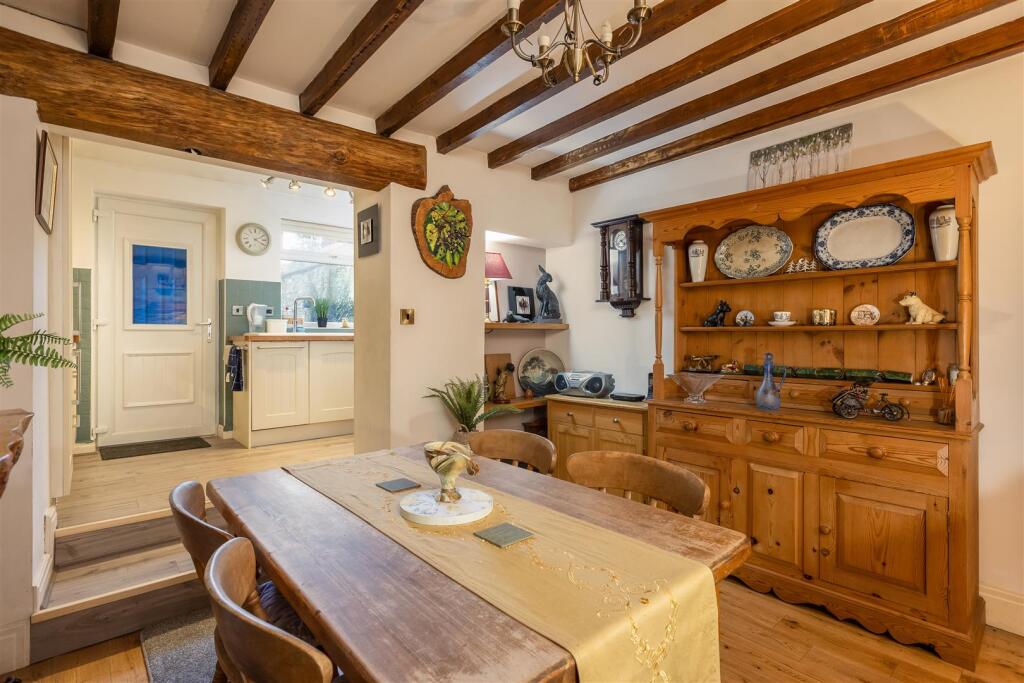 Eastgate 51 Dining Room-2.jpg