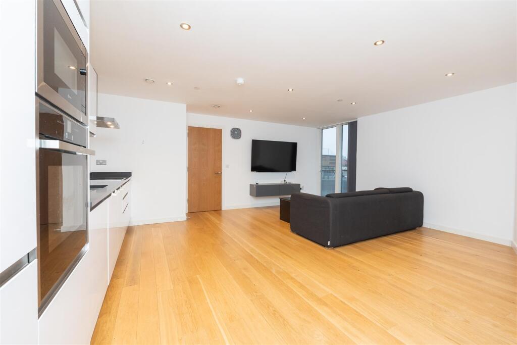 Apart-902-N1-Bristol-BS1-2NJ-15.jpg