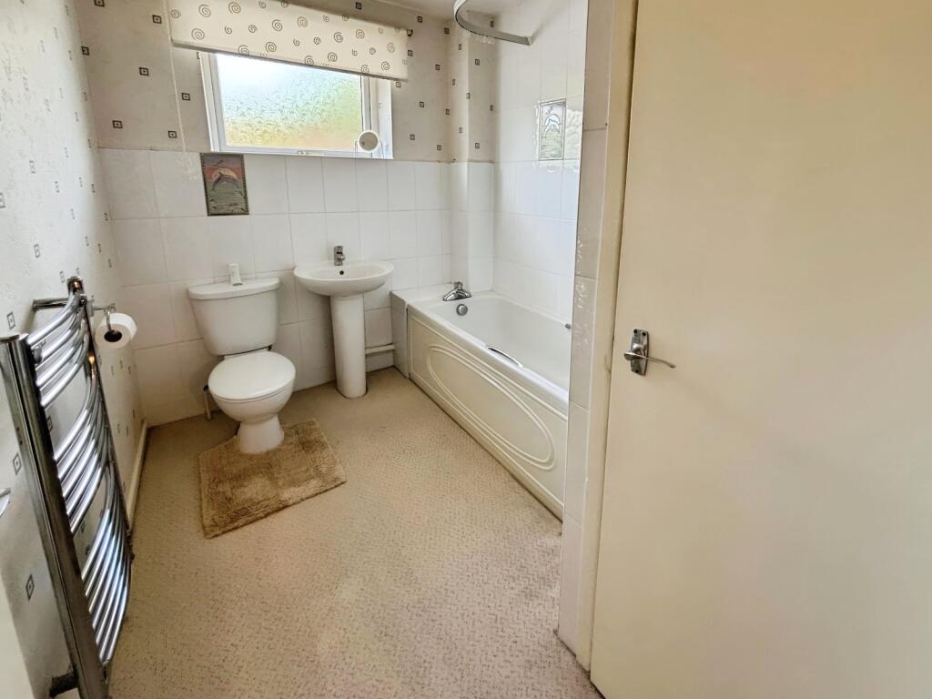 Family Bathroom/Wc