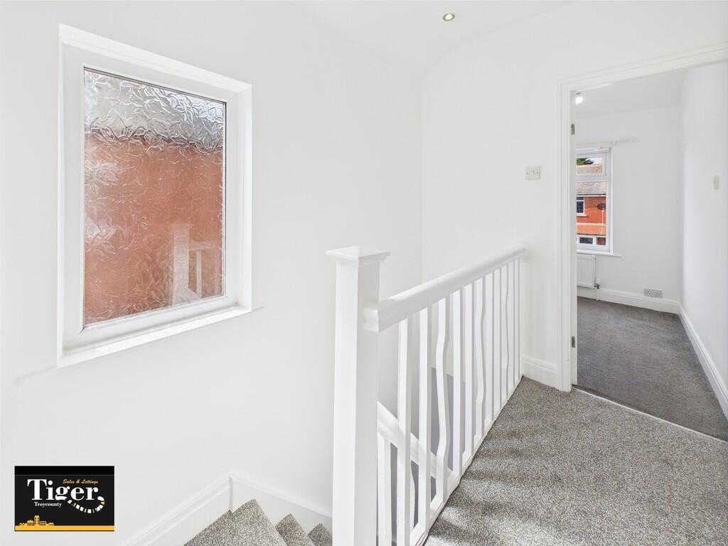 CAM02176G0-PR0574...