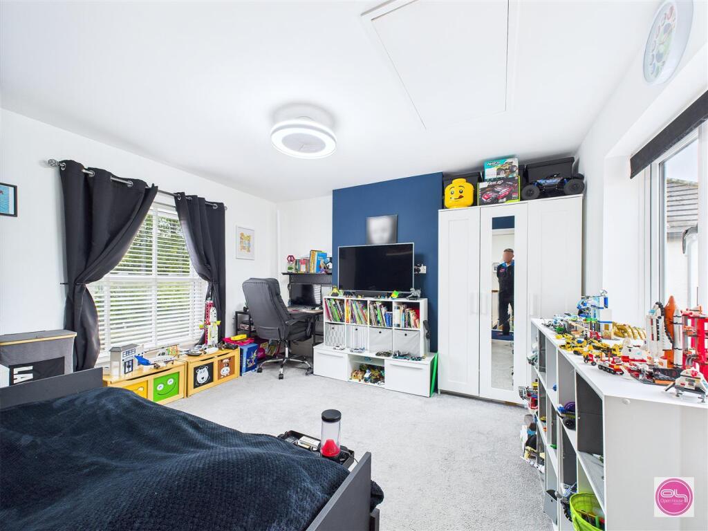 Newhall Road (22).jpg